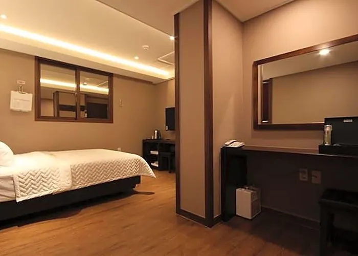Hotel Momo Busan