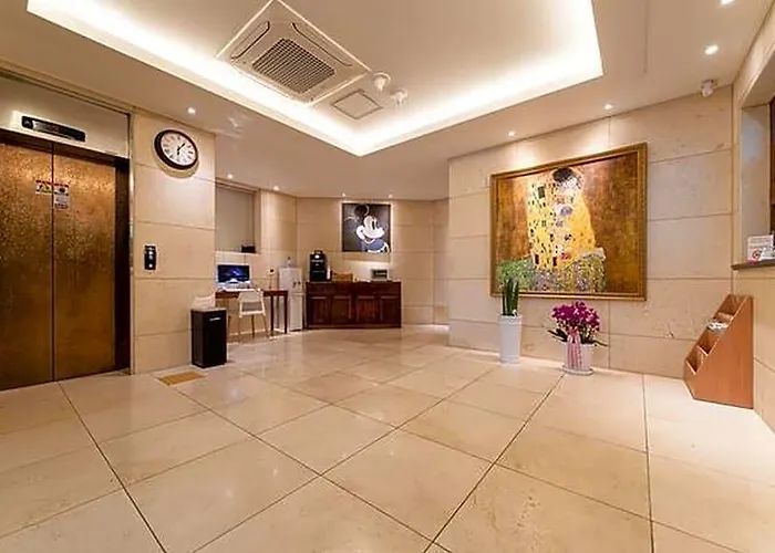 Momo Hotel
