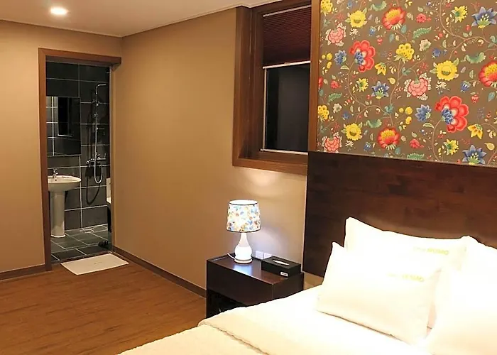 Hotel Momo