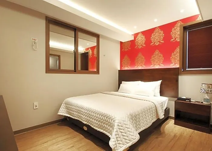 Momo Hotel Busan